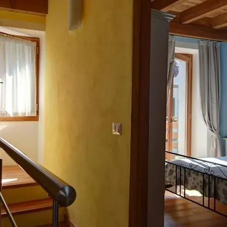 Apartman Holiday 1 *